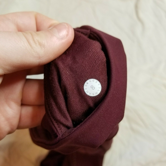 Lululemon Extra Mile Crop (Reflective 23") - Picture 9 of 12